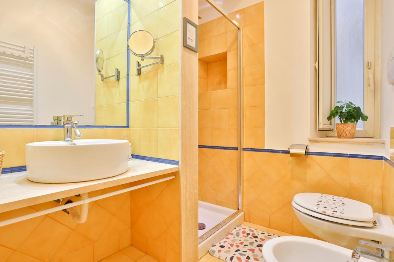 Apartment Porta Medina Neapel