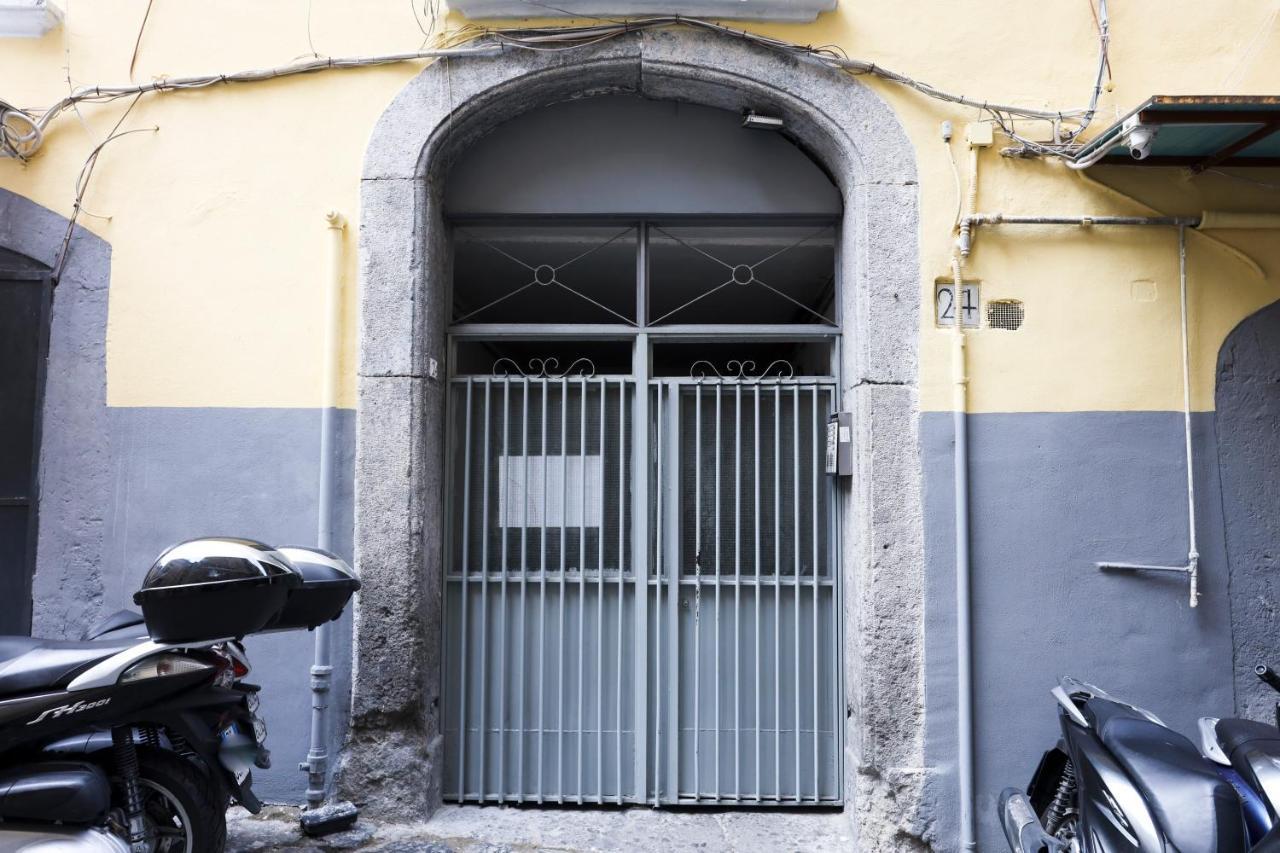 Porta Medina * Neapel